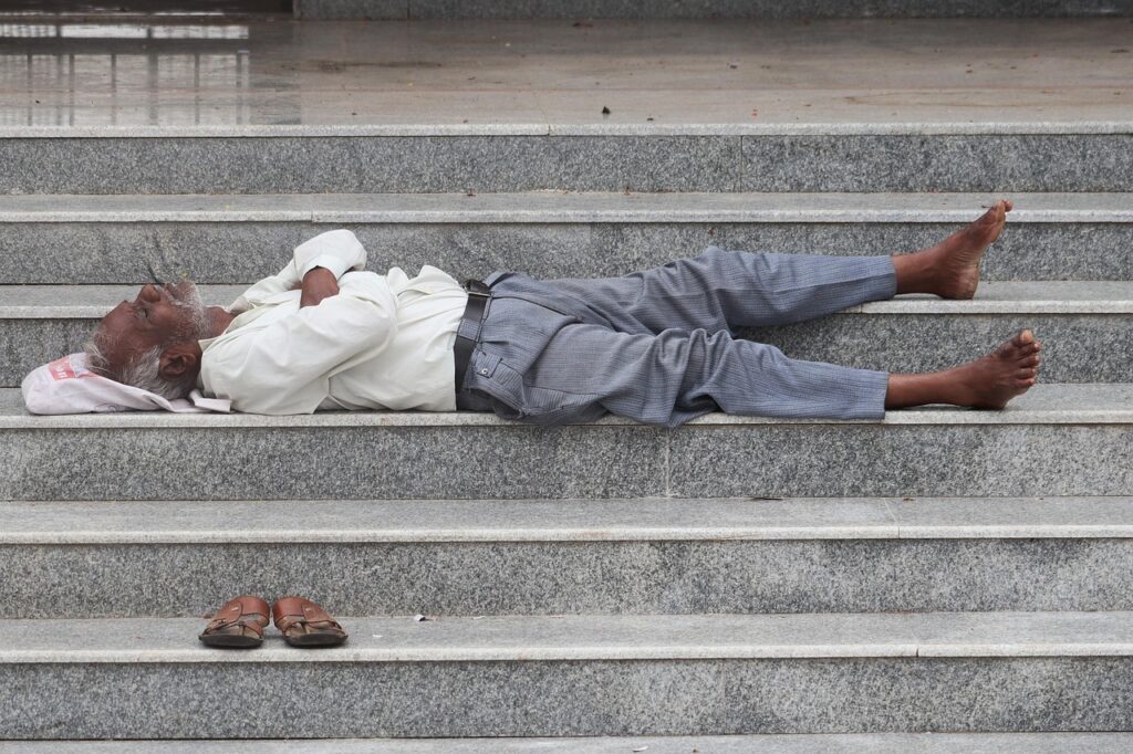 老後資金を確保するための円満離婚に役立つサービスとは？